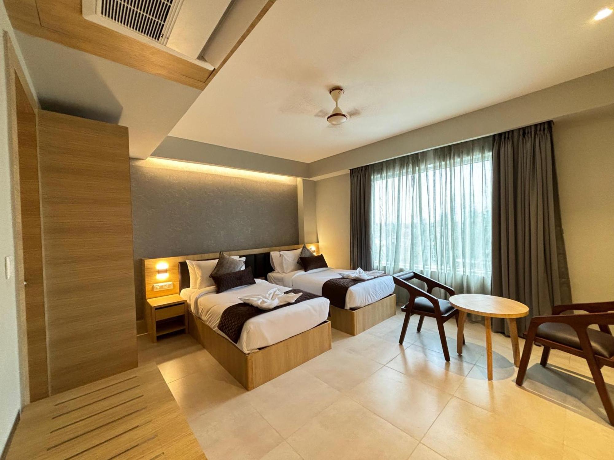 Northin Hotel Calcutta Exterior foto